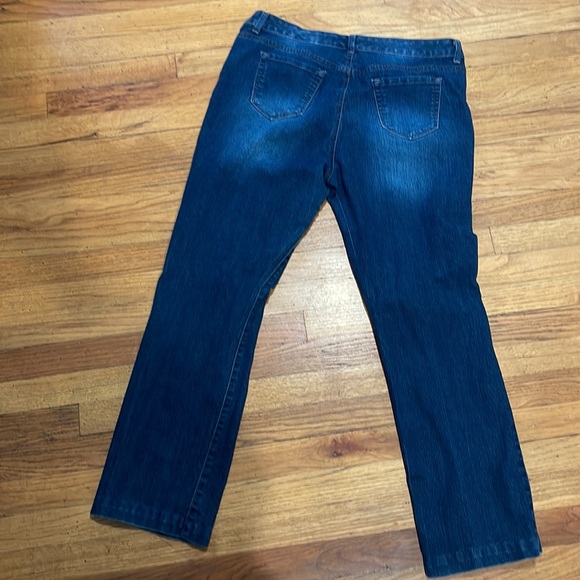 Mid-rise straight leg jeans - Picture 2 of 6